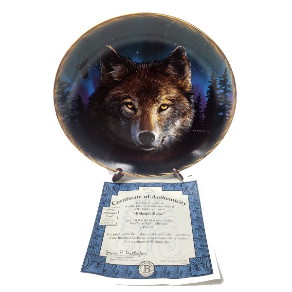 Wolf Plate Midnight Magic from Profiles of Night Collection by Peter Kull 1997 #60291