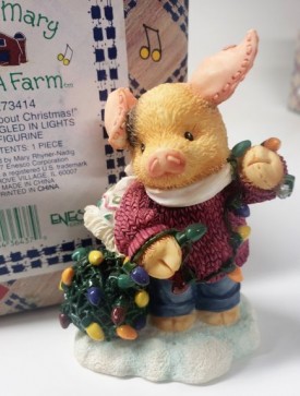 Enesco Mary Mary Had A Farm #273414 1997 "Knots About Christmas!" Pig Tangled in Lights Figurine