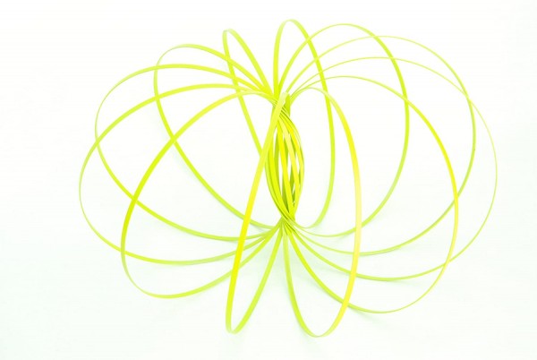 Quantum Rings: Flow Rings Kinetic Spring Toy