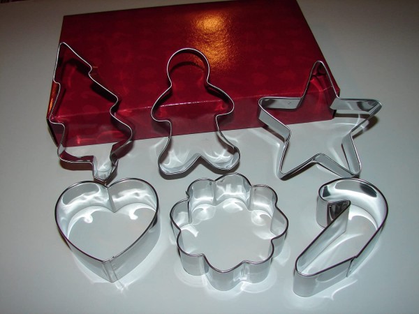 Gourmet Club 6 unique Cookie Cutter Shapes