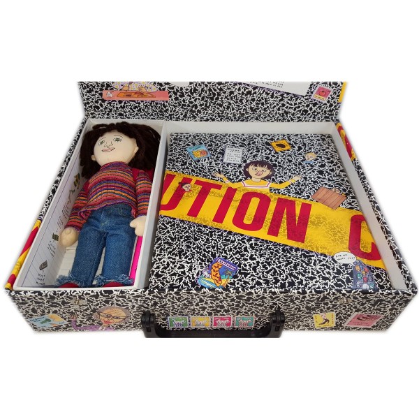 American Girl Amelia Doll & Carry Case With Books