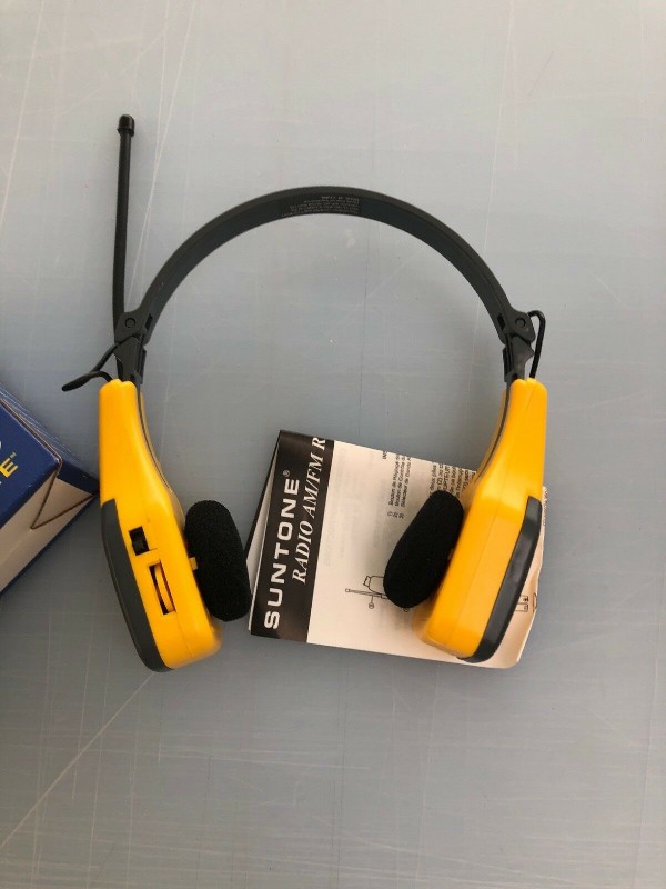1998 Suntone RR406-RR407 Zellers FM Radio Folding Headphone Retro Yellow