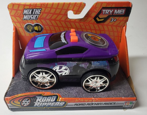 Toy State Road Rippers #33210 Road Rockin’ Rides Mix The Music – Scratch It Like Vinyl On Record Spare Tire (Purple)