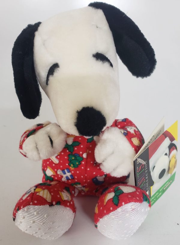 Applause 8 Snoopy in Red Pajamas Plush Peanuts Exclusive Collection