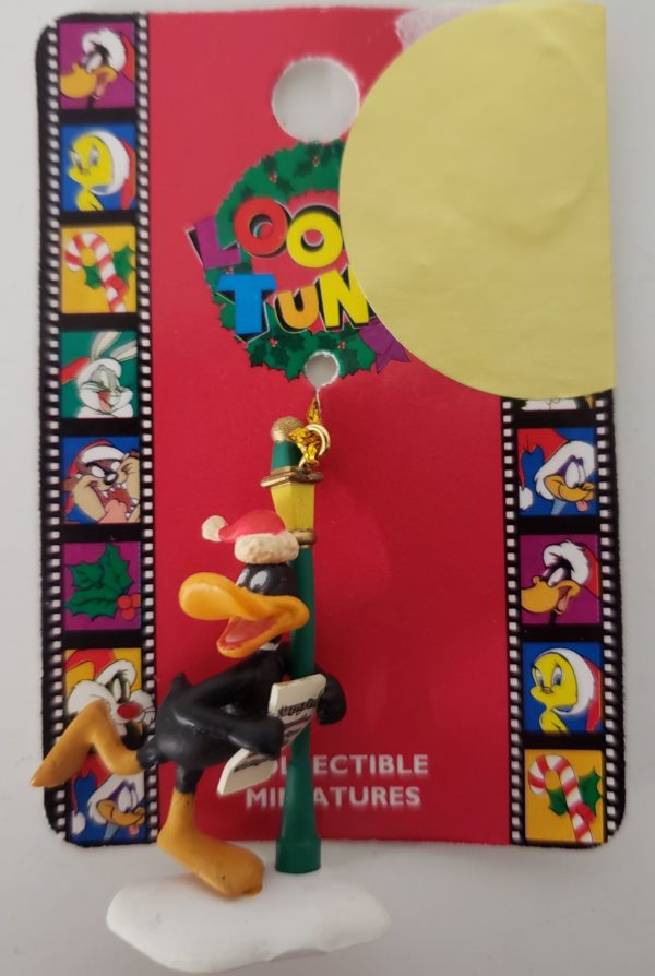 1997 Matrix Looney Tunes Miniature Ornament - Daffy Duck Caroling