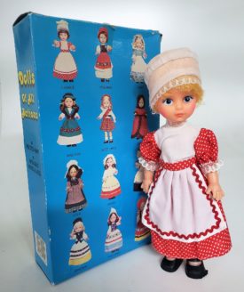 Vintage 1984 Lido Dolls of All Nations - FRANCE