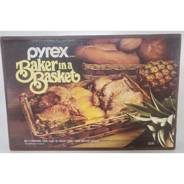 Pyrex Baker in a Basket 3 QT Casserole Dish w/Woven Basket Leather Handles  #2330