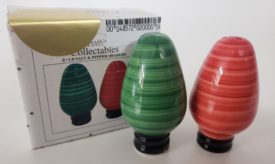 Scott's Collectables Christmas Light Bulb Porcelain Salt & Pepper Shakers