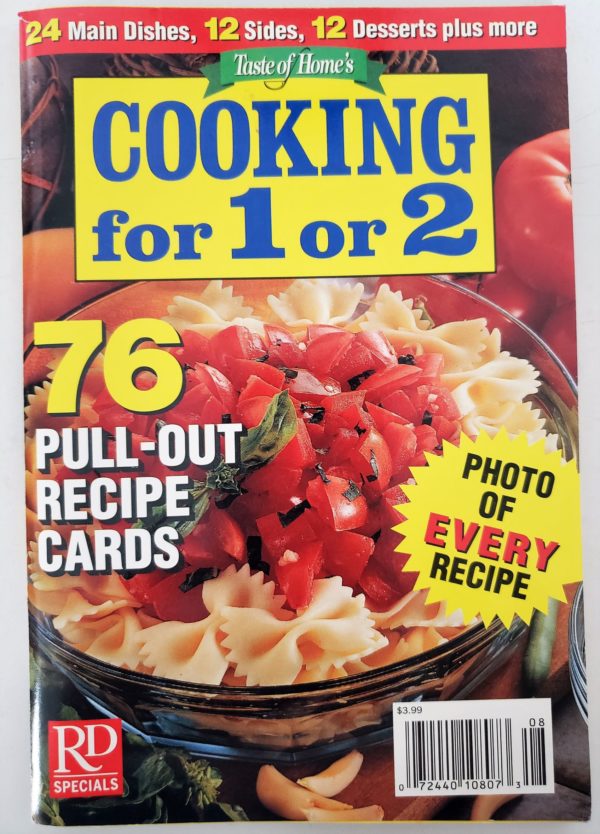 Taste of Home's Cooking for 1 or 2 (76 Pull-out Recipe Cards) (Readers Digest) (Small Format Staple Bound)