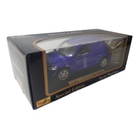 Maisto Special Edition 1:18 Diecast Chrysler Panel Cruiser Cobalt Blue