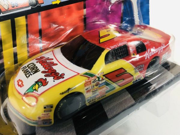 NASCAR #5 Terry Labonte Kellogg's 1:32 Rip Cord Racer Car Toy Biz 1997