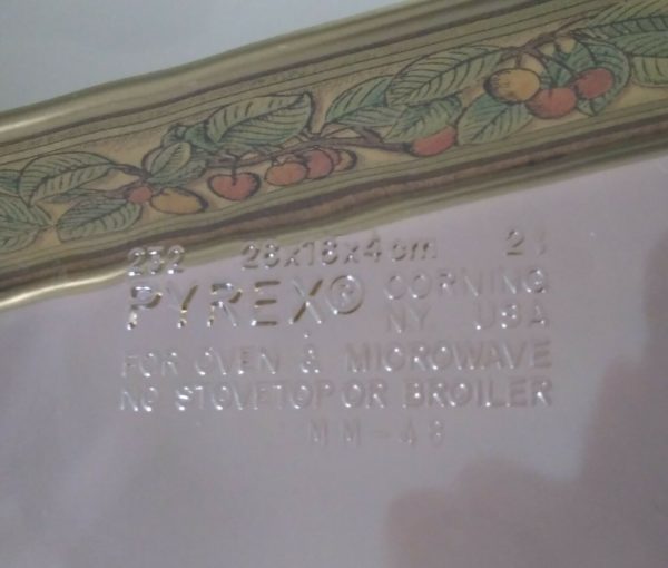 Vintage Pyrex Originals Fireside Bakeware 2 Quart Oblong Baking Dish and Decorated Metal Server 2325-F
