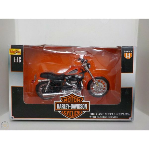 2002 Maisto Harley Davidson 2002 XL 883R Sportster Motorcycle Diecast 1:18 Series 14