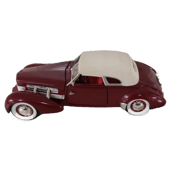 National Motor Museum Mint Burgundy 1937 Cord 812 Supercharged 1:32 Scale