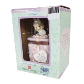 2002 Enesco  Precious Moments A Moms Love is the Best Gift of All Trinket Box 113124