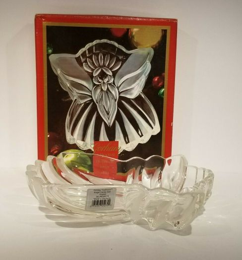Gorham Holiday Traditions Angels of Peace 8 1/2 Inch Angel Candy Dish