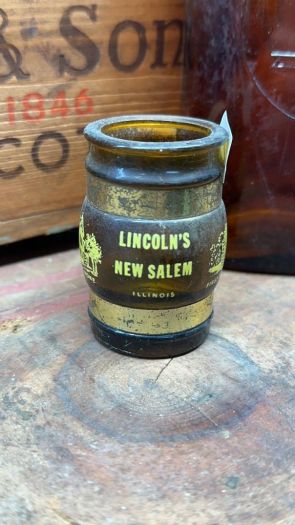 Collectible Shot Glass - Illinois New Salem