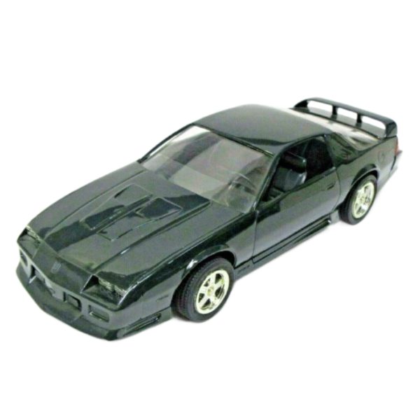 #6028 AMT/ERTL 1992 Chevy Camaro Z/28 Polo Green 1/25 Scale Plastic Promo Model Car, Fully Assembled