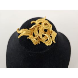 Vintage Gold Tone Textured Leaves High Relief Brooch Pin 2.5 Inch