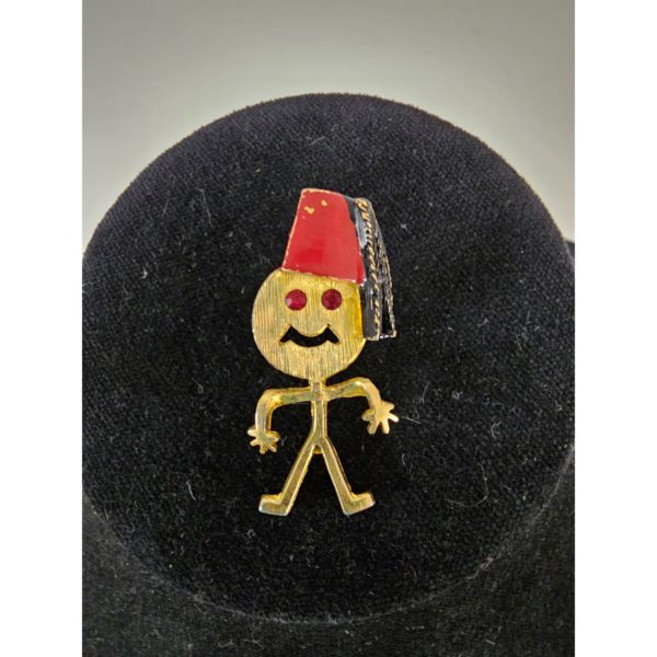 Vintage Shriner Smiley Face Stick Figure Pin Red Eyes & Enameled Fez Hat