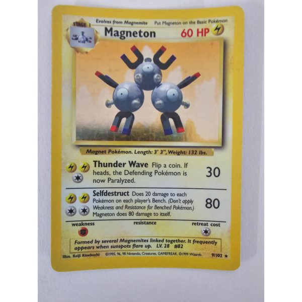 Near Mint Magneton 9/102 Base Set Unlimited Pokemon Card