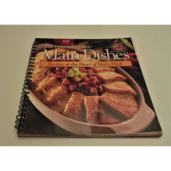 The Pampered Chef - Main Dishes Recipes at the Heart of Every Meal (Paperback)