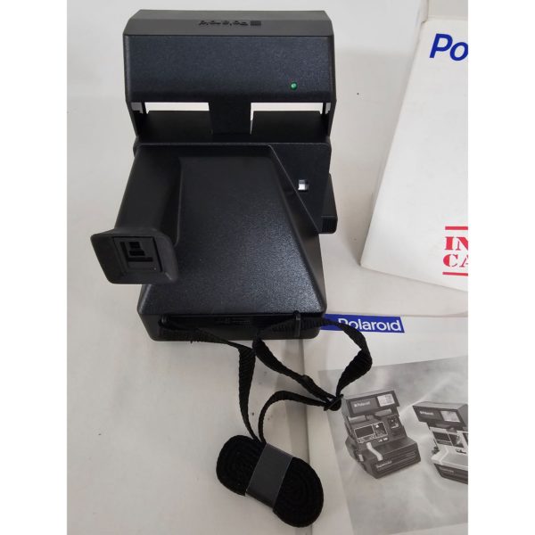 Polaroid 635CL Supercolor Vintage Instant Camera