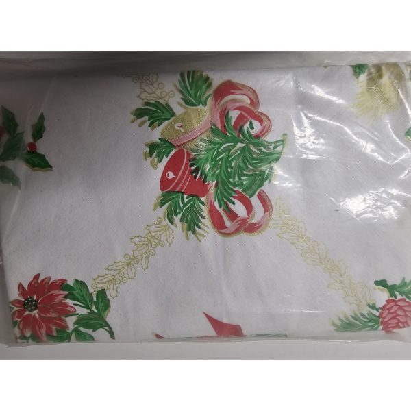 Vintage 1976 Hermmann & Jacobs Merry Christmas Flannel Back Tablecloth 60 Inch Round