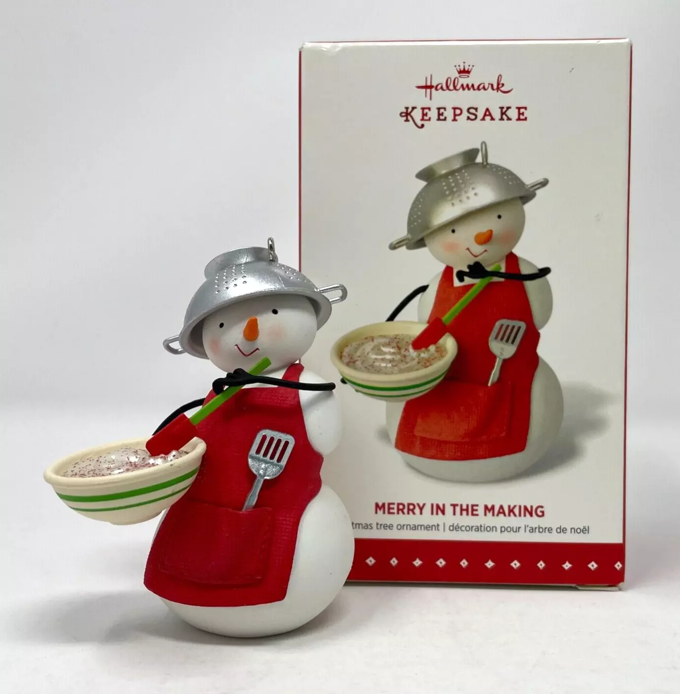 Hallmark Keepsake Merry In The Making Kitchen Baker Snowman Ornament 2015