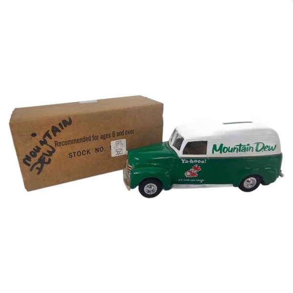Vintage 1950's Mountain Dew Delivery Truck Die-cast Bank 1:24 Scale