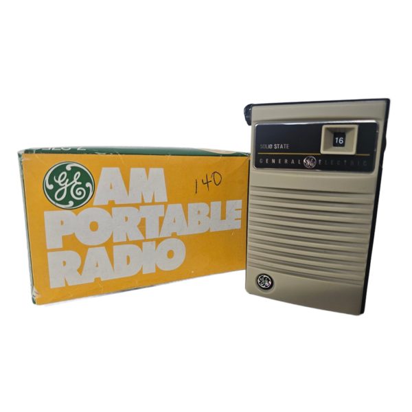 Vintage 1975 General Electric 7-2759 Solid State AM Portable Transistor Radio Complete Rare