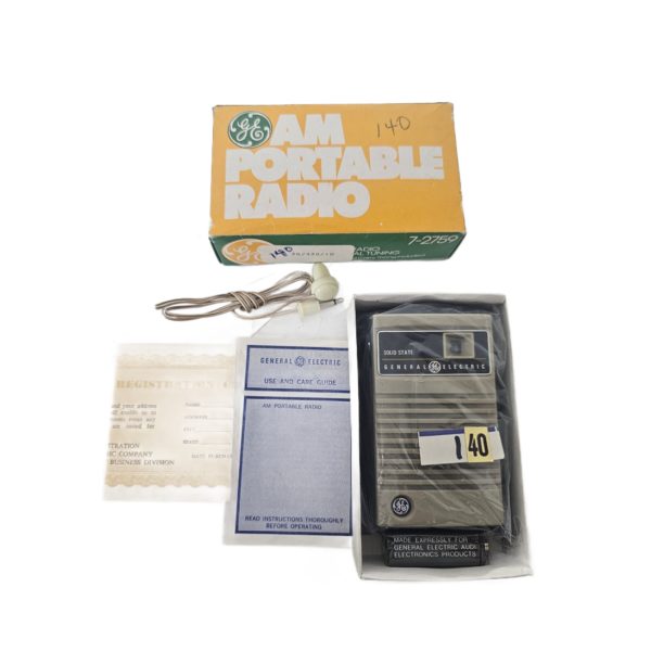 Vintage 1975 General Electric 7-2759 Solid State AM Portable Transistor Radio Complete Rare