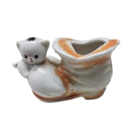 Vintage White Kitten on Orange Boot Porcelain 3 Inch