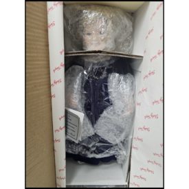 Christmas Doll Collection Shirley Temple "Gift Bearer" Porcelain Doll 16" Danbury Mint